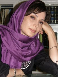 لیلا صادقی، نویسنده و شاعر