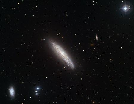 تصویر زیبا از کهکشان ستاره افشان مارپیچی NGC 4666,کهکشان ستاره‌فشان,اخبار علمی,خبرهای علمی ,تصویری خارق‌العاده از یک کهکشان ستاره‌فشان!,علم,فضا,نجوم,کهکشان,ستاره افشان,لسکوپ فضایی هابل,کهکشان مارپیچی,مارپیچی NGC 4666,کهکشان ستاره افشان ان جی سی 4666,NGC 4666 Stellar Galaxy,