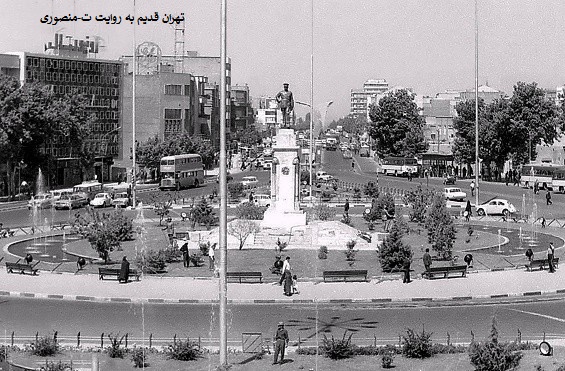 میدان انقلاب