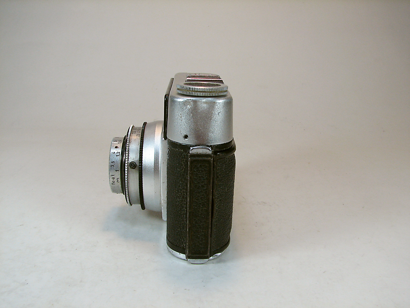 دوربین آلمانی کلکسیونی مارک ZEISS IKON COLORA